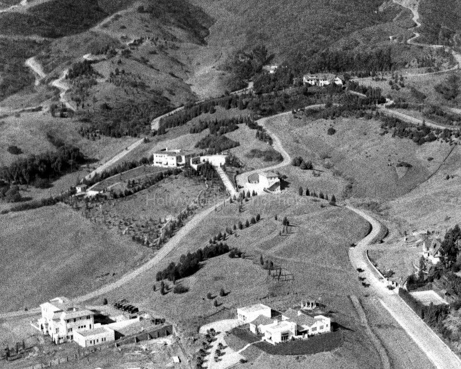 Charlie Chaplin Estate 1924 WM.jpg